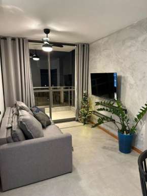 Apto 2 Qtos prox à Praia - Itapoã
